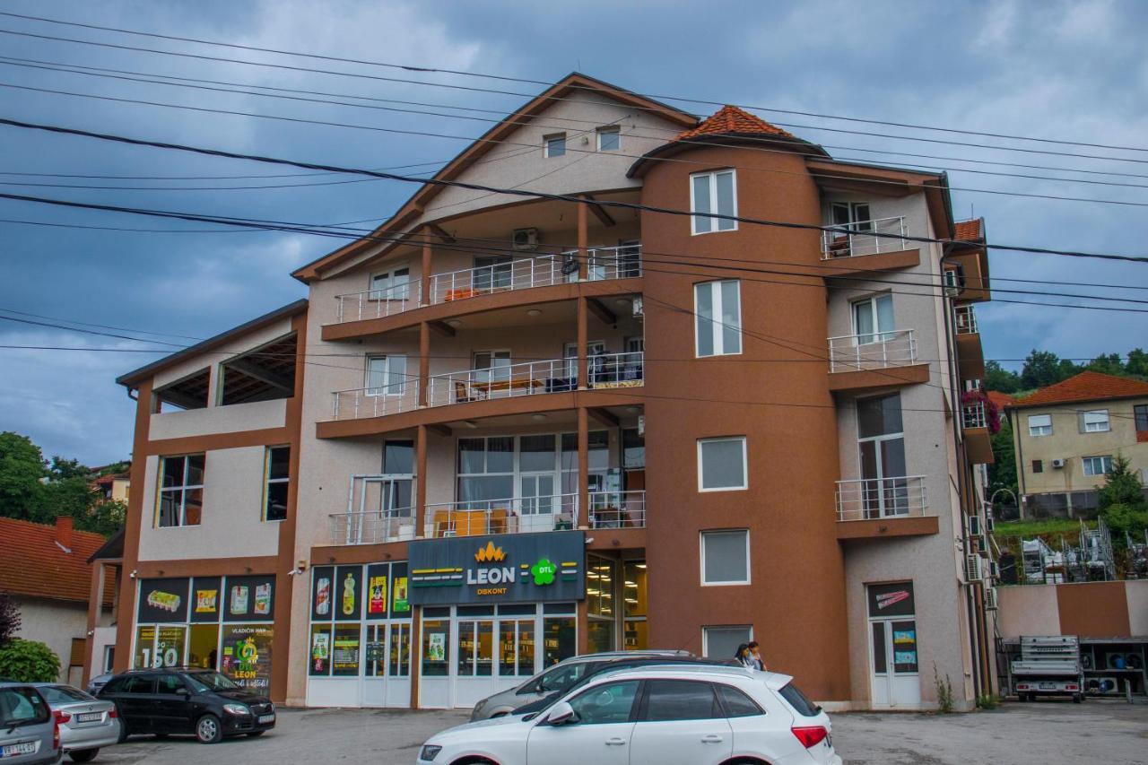 Apartmani Vrla Vladičin Han Eksteriør billede